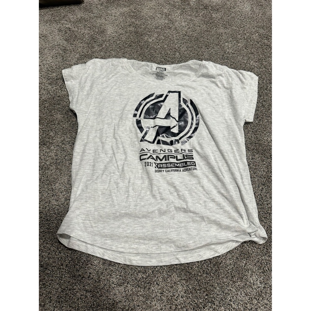 Marvel Avengers Campus 2021 Assembled Disney California Adventure Gray Shirt XXL